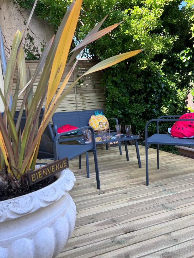 Charmante Maison Climatisee Avec Piscine Au Calme A カルカソンヌ エクステリア 写真