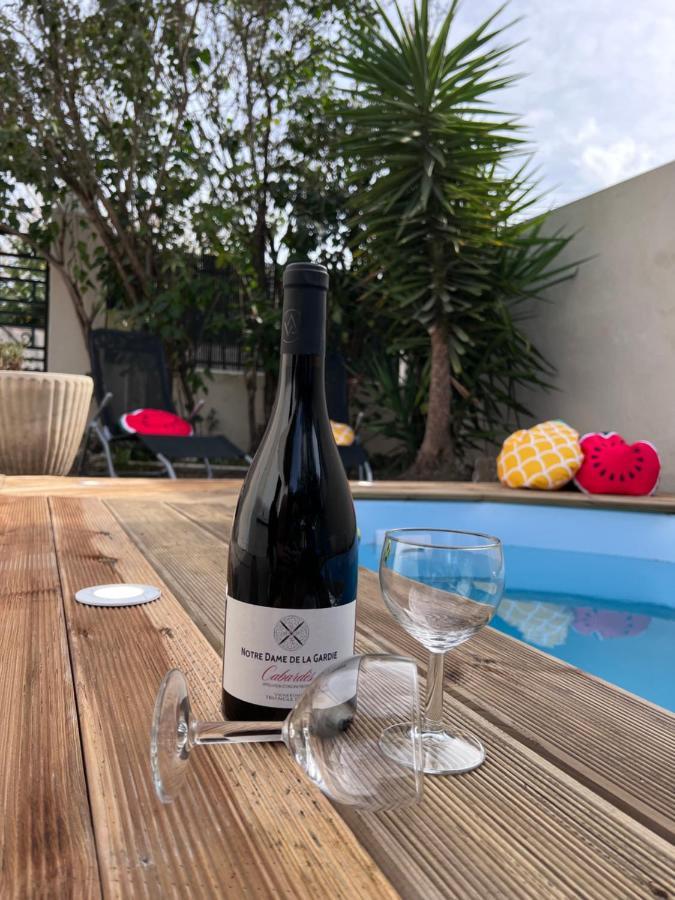 Charmante Maison Climatisee Avec Piscine Au Calme A カルカソンヌ エクステリア 写真